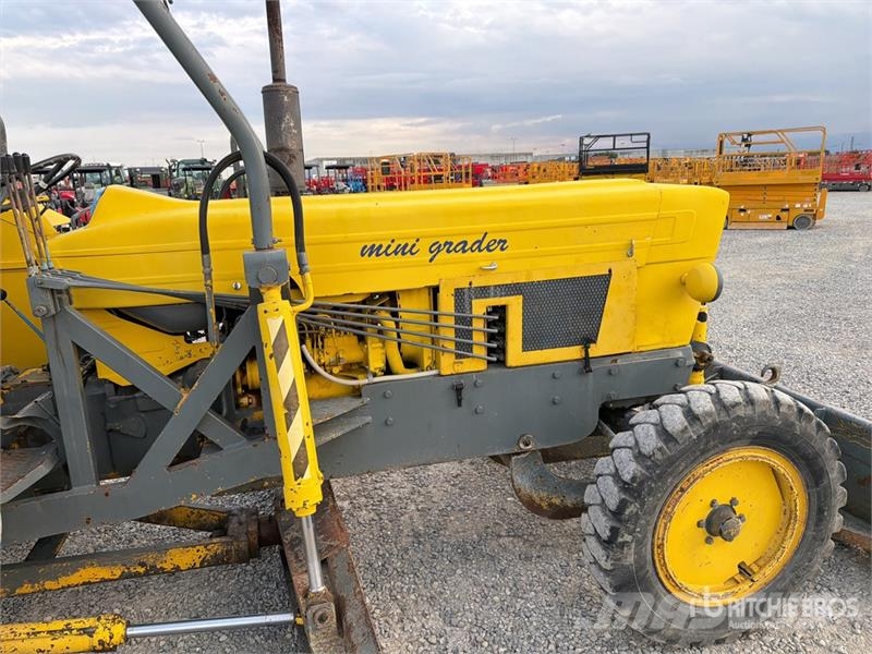 Ford Minigrader Motor Grader Väghyvlar