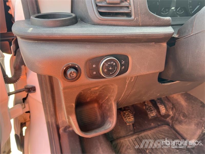 Ford Transit Camiones bañeras basculantes o volquetes