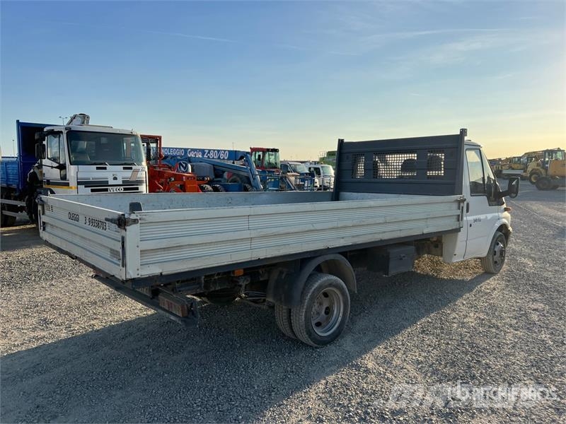 Ford Transit 135T350 Flatbed Truck Flatbed / Dropside trucks