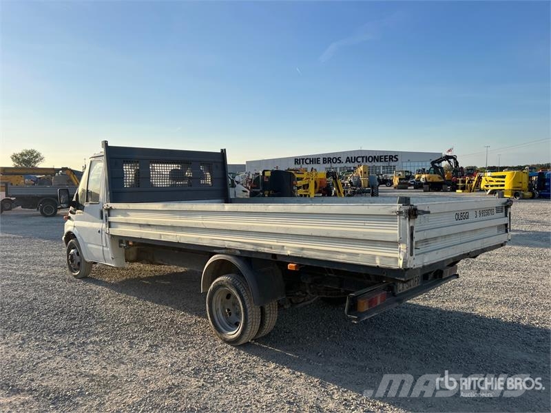 Ford Transit 135T350 Flatbed Truck Flatbed / Dropside trucks