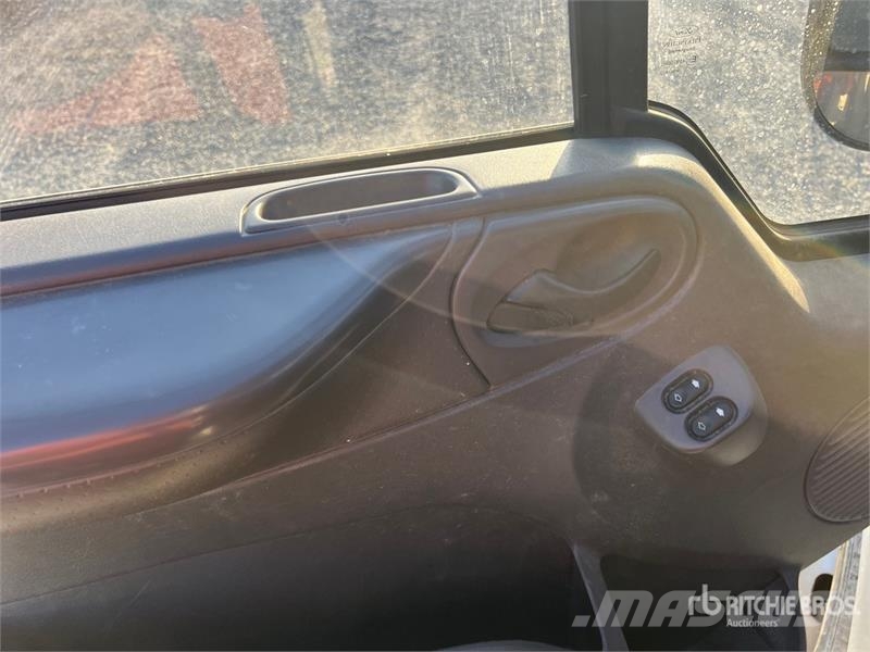 Ford Transit 135T350 Flatbed Truck Flatbed / Dropside trucks