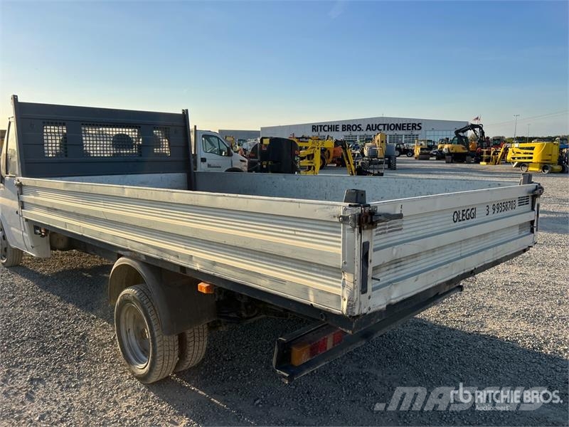 Ford Transit 135T350 Flatbed Truck Flatbed / Dropside trucks