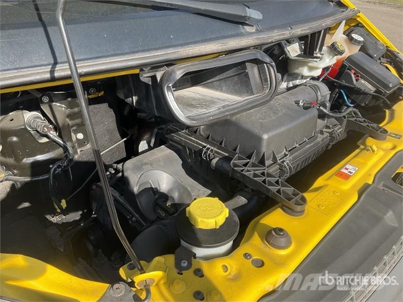 Ford Transit 140 T350 Cargo Van Gesloten bedrijfswagens