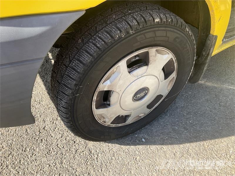 Ford Transit 140 T350 Cargo Van Gesloten bedrijfswagens