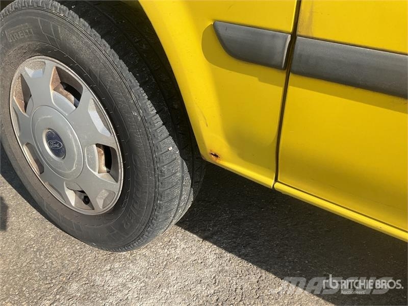 Ford Transit 140 T350 Cargo Van Gesloten bedrijfswagens