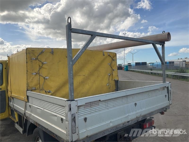 Ford Transit 4x2 Crew Cab Flatbed Truck Flakbilar
