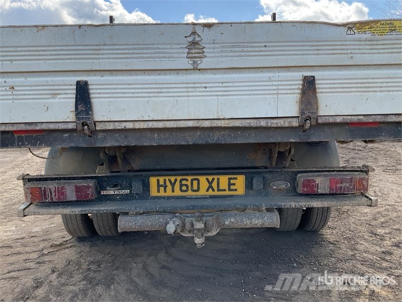 Ford Transit 4x2 Crew Cab Flatbed Truck Platte bakwagens