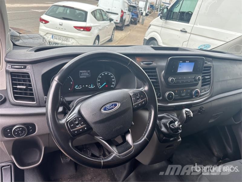 Ford Transit 9 Passenger Van Panel vans