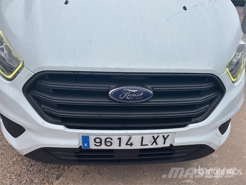 Ford Transit 9 Passenger Van Panel vans