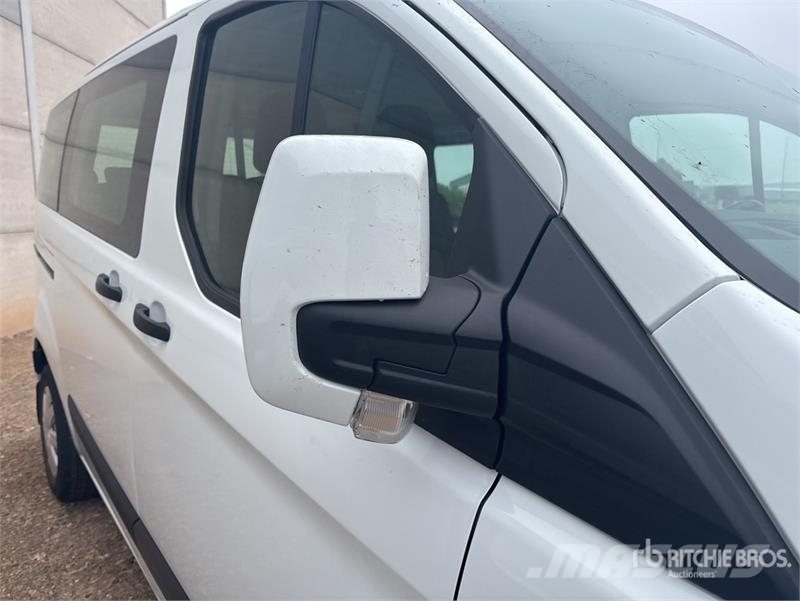 Ford Transit 9 Passenger Van Panel vans