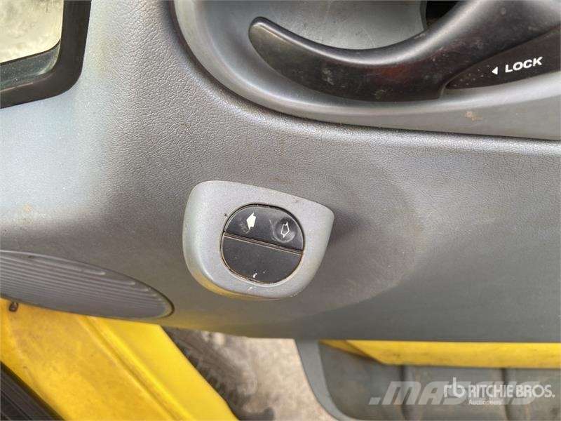Ford Transit Cargo Van (Inoperable) Dostavna vozila / kombiji