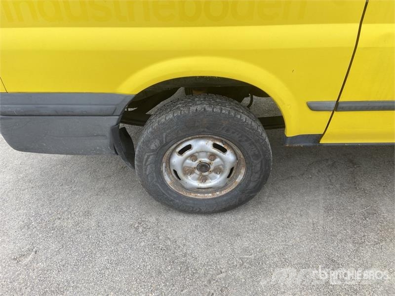 Ford Transit Cargo Van (Inoperable) Dostavna vozila / kombiji