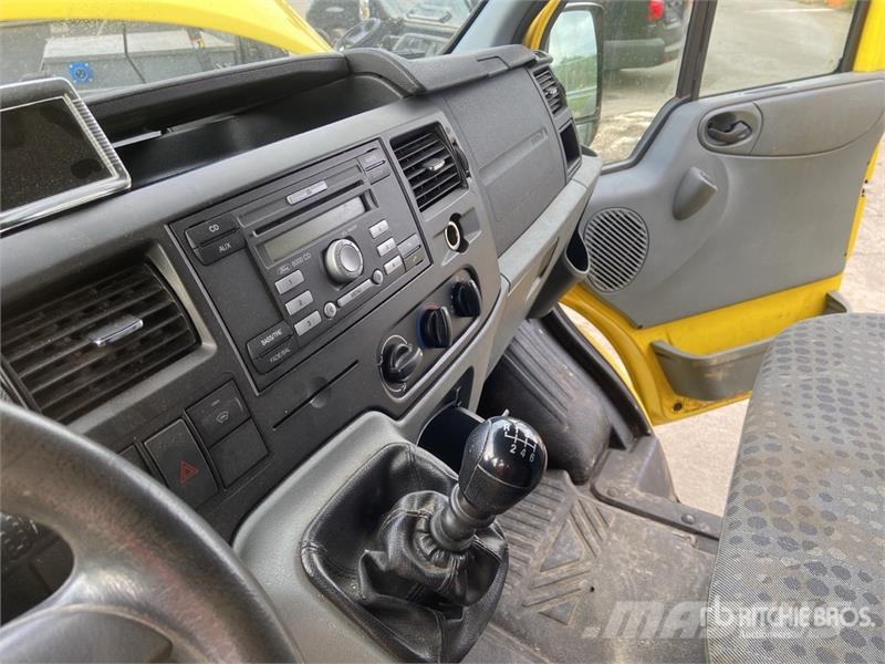 Ford Transit Cargo Van (Inoperable) Dostavna vozila / kombiji