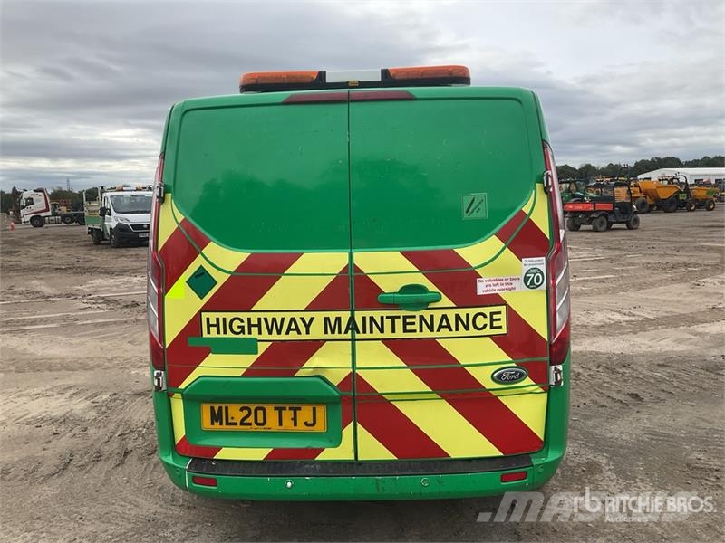 Ford Transit Cargo Van Dostavna vozila / kombiji
