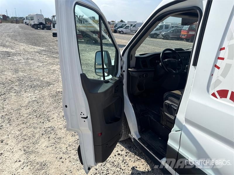 Ford Transit Cargo Van Gesloten bedrijfswagens