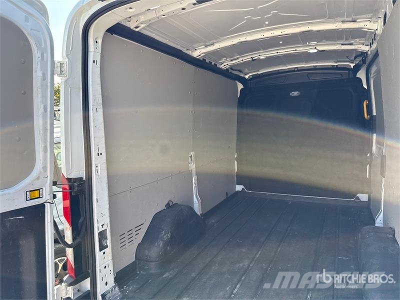 Ford Transit Cargo Van Gesloten bedrijfswagens
