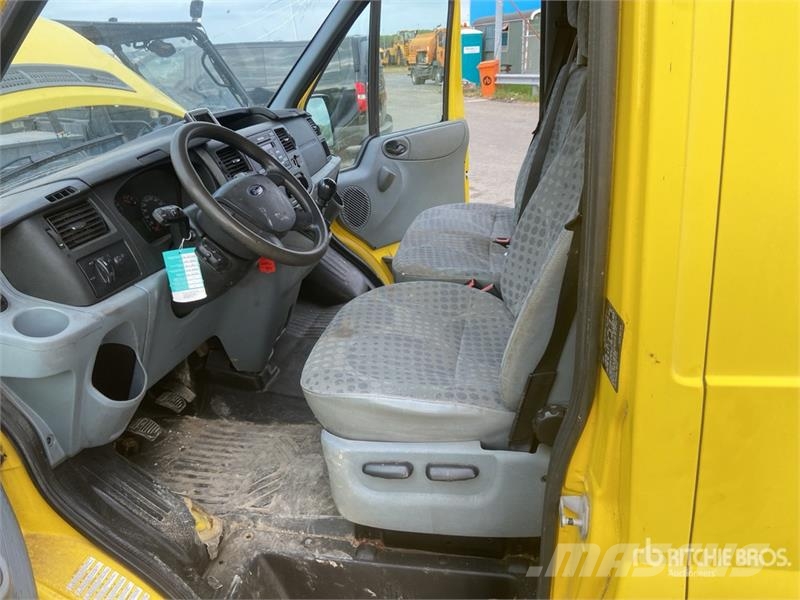Ford Transit Cargo Van (Inoperable) Dostavna vozila / kombiji