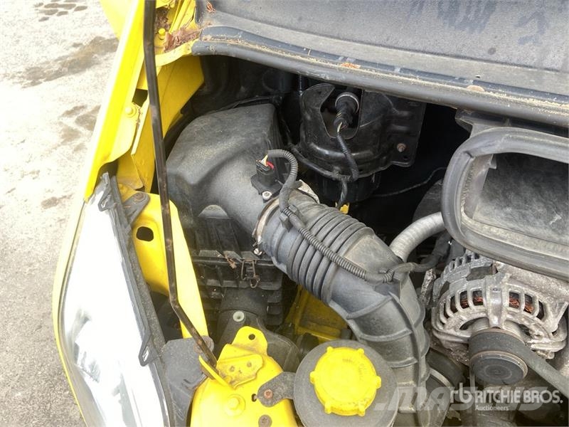 Ford Transit Cargo Van (Inoperable) Dostavna vozila / kombiji