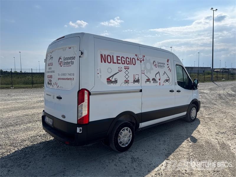 Ford Transit Cargo Van Gesloten bedrijfswagens