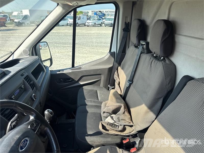 Ford Transit Cargo Van Gesloten bedrijfswagens