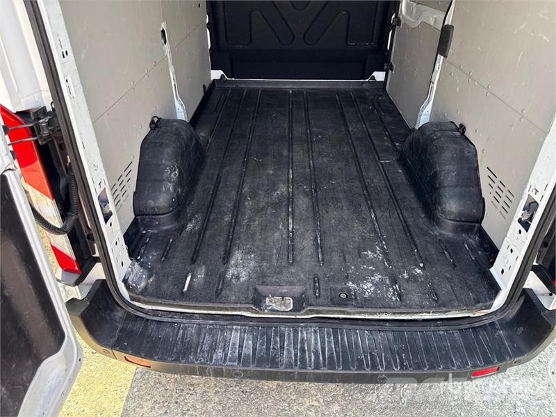 Ford Transit Cargo Van Gesloten bedrijfswagens
