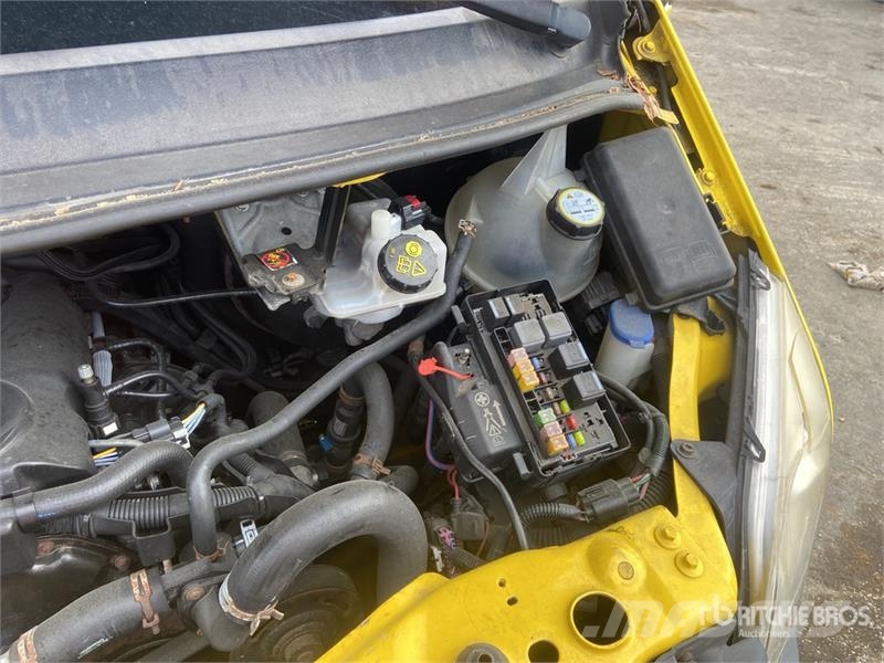 Ford Transit Cargo Van (Inoperable) Dostavna vozila / kombiji