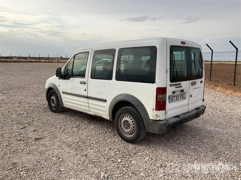 Ford Transit Connect Kaubikud
