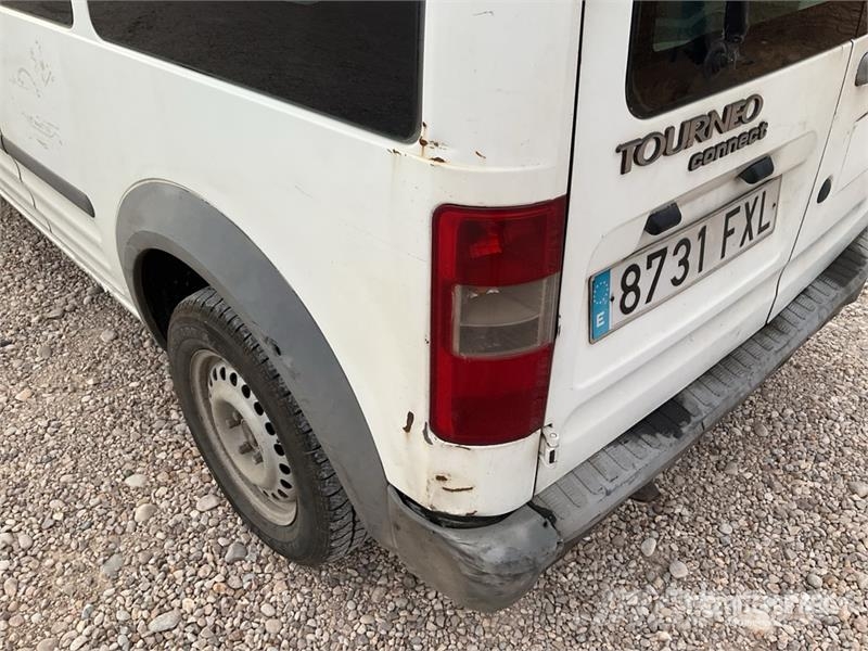 Ford Transit Connect Kaubikud