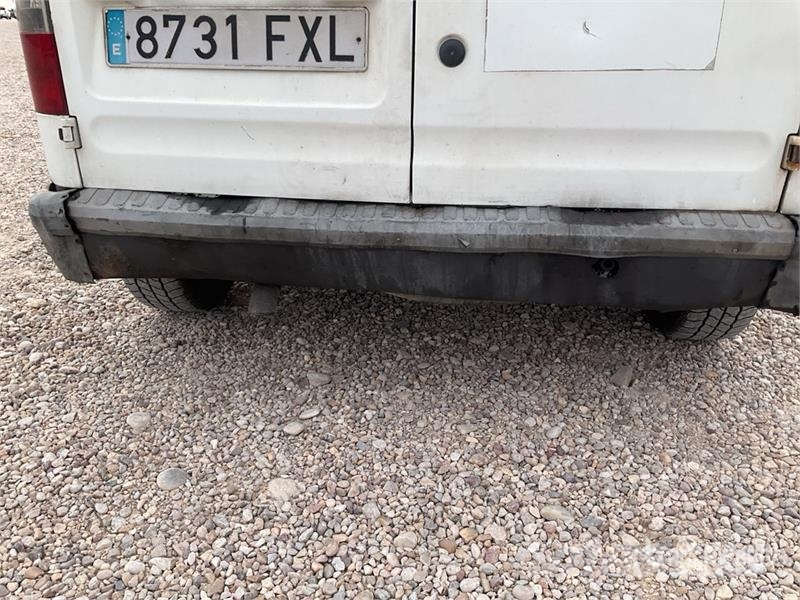 Ford Transit Connect Kaubikud
