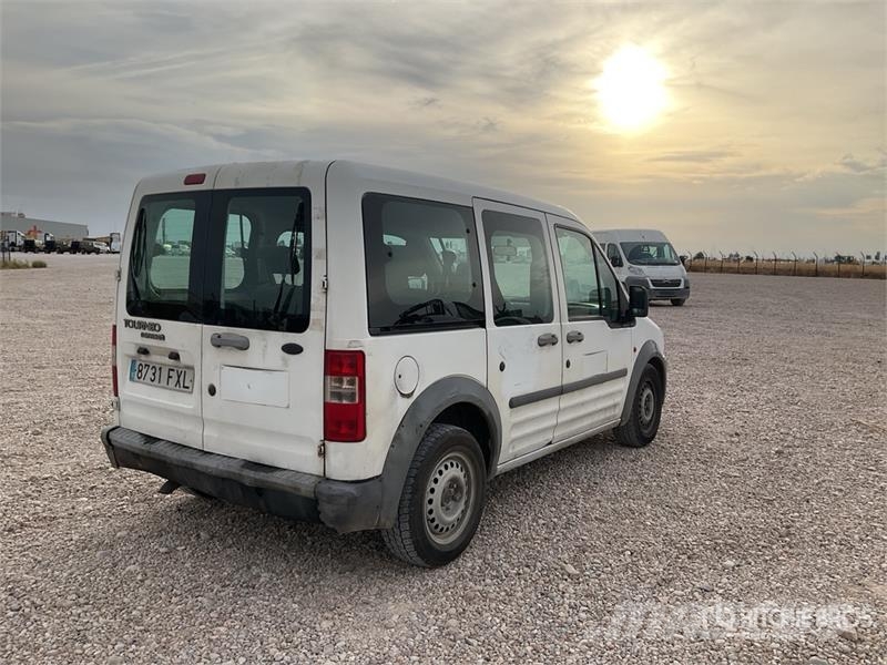 Ford Transit Connect Kaubikud