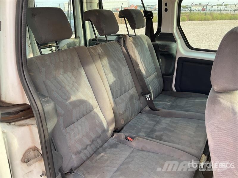 Ford Transit Connect Kaubikud