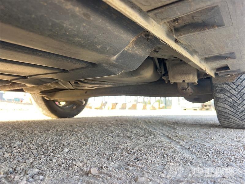 Ford Transit Courier Vehicule Utilitaire Cargo Van Transporterek