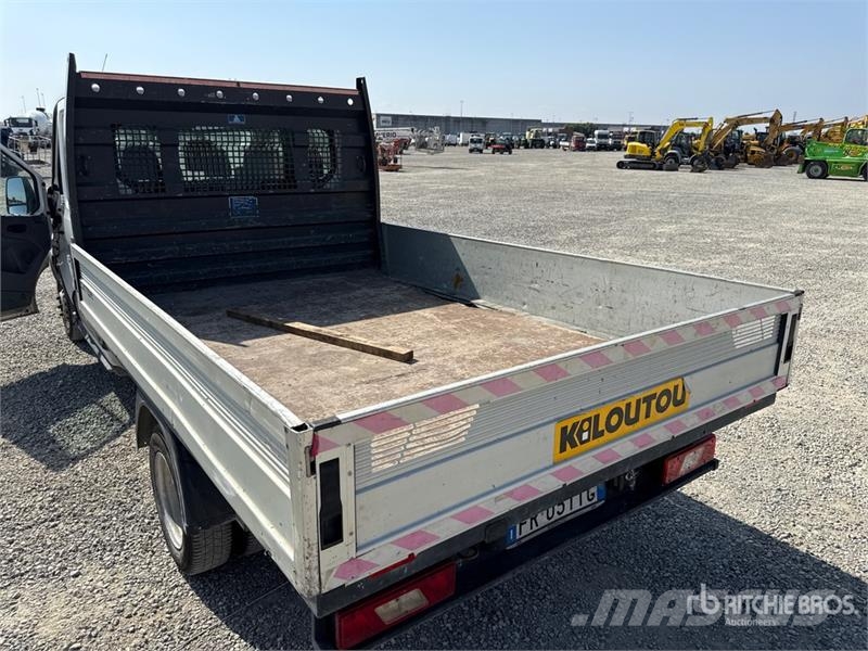 Ford Transit Crew Cab Flatbed Truck Valníky/Sklápěcí bočnice