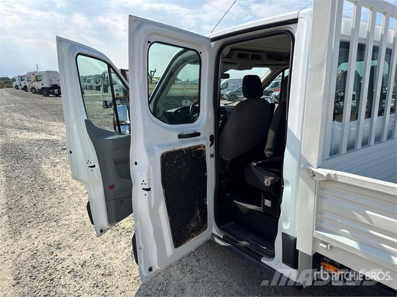 Ford Transit Crew Cab Flatbed Truck Kamioni sa otvorenim sandukom
