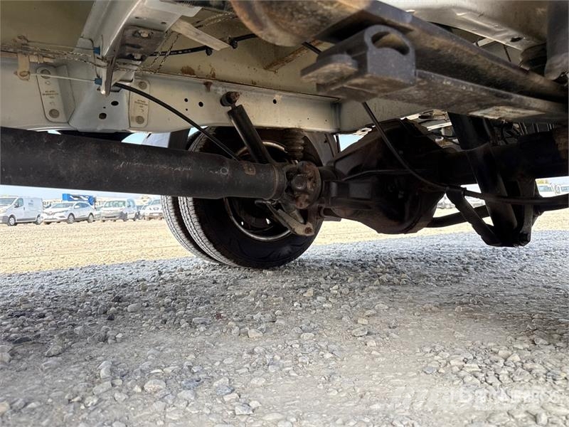 Ford Transit Crew Cab Flatbed Truck Kamioni sa otvorenim sandukom