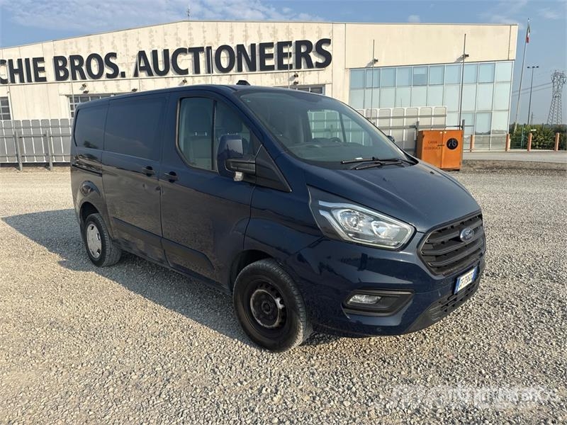 Ford Transit CUSTOM TREND 2.0 TDCI Van Truck Bakwagens met gesloten opbouw