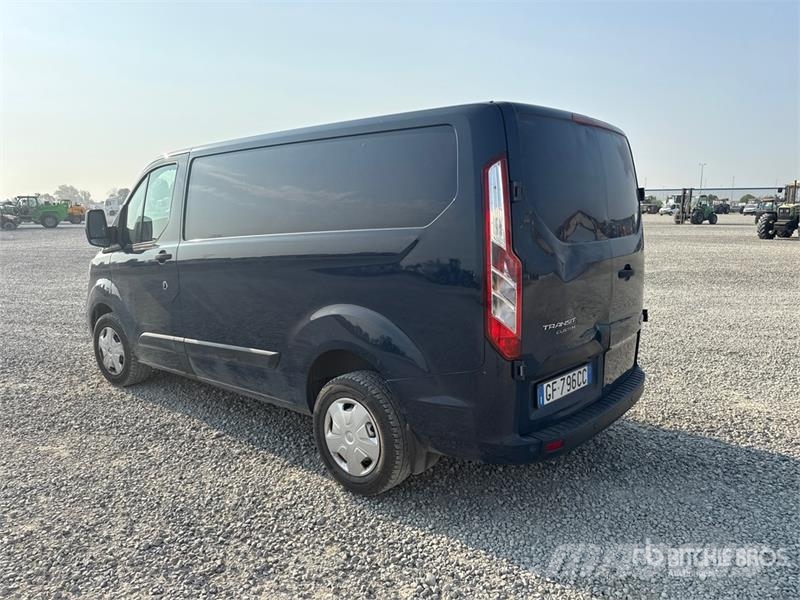 Ford Transit CUSTOM TREND 2.0 TDCI Van Truck Bakwagens met gesloten opbouw