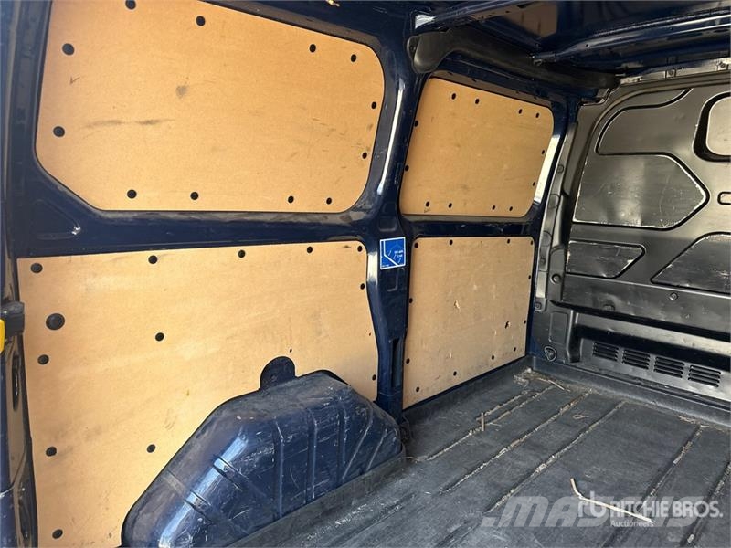 Ford Transit CUSTOM TREND 2.0 TDCI Van Truck Bakwagens met gesloten opbouw