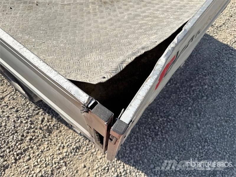 Ford Transit Flatbed Truck Pritschenwagen/Pritschenwagen mit Seitenklappe