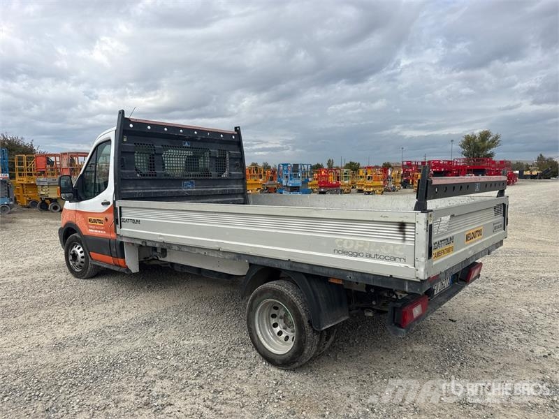 Ford Transit Flatbed Truck Pritschenwagen/Pritschenwagen mit Seitenklappe