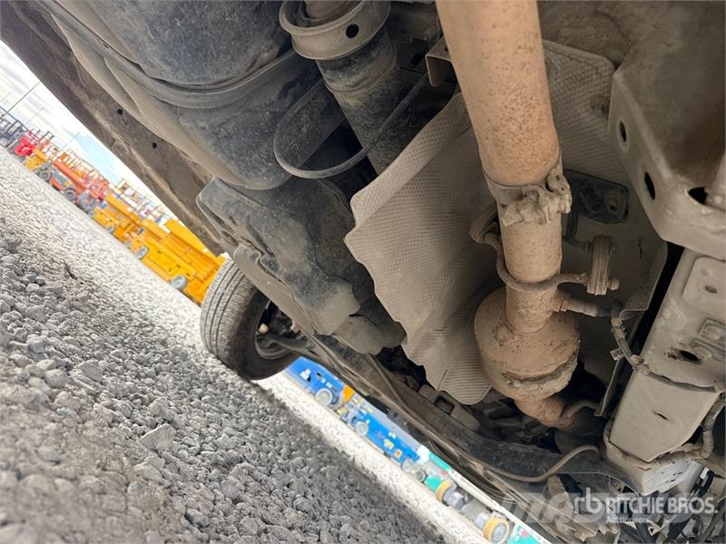 Ford Transit Flatbed Truck Pritschenwagen/Pritschenwagen mit Seitenklappe