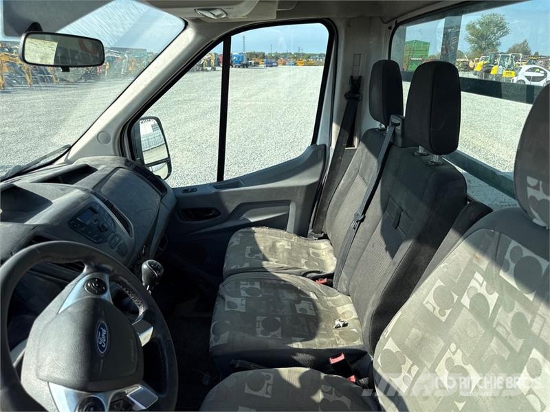 Ford Transit Flatbed Truck Pritschenwagen/Pritschenwagen mit Seitenklappe