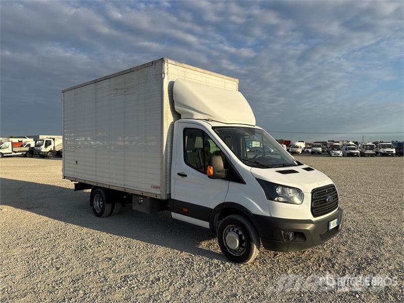 Ford Transit Van Truck Kofferaufbau