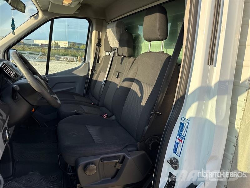 Ford Transit Van Truck Kofferaufbau