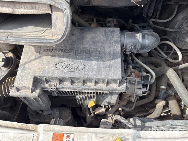 Ford Transit Vehicule Utilitaire Cargo Van Κλούβες με συρόμενες πόρτες