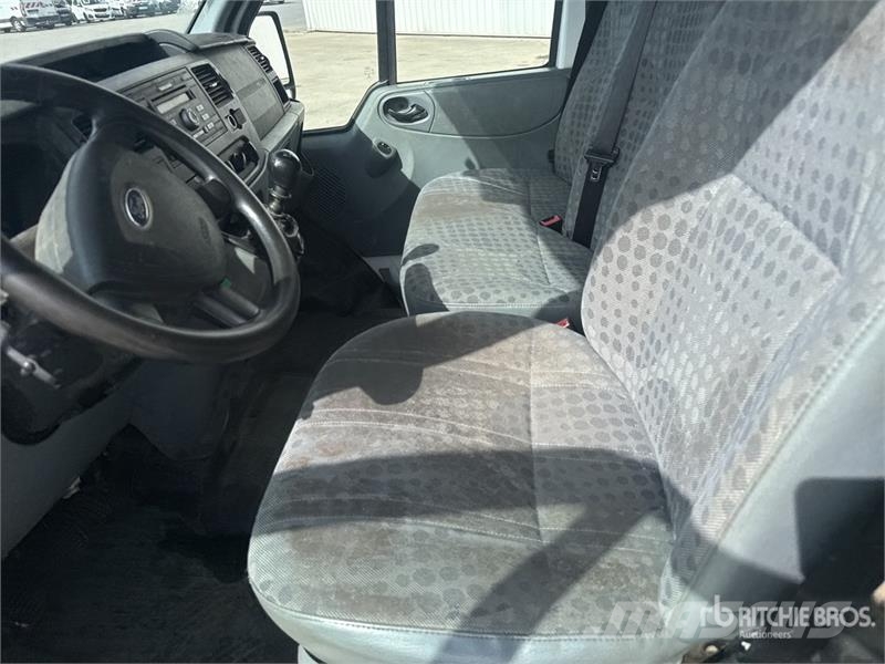 Ford Transit Vehicule Utilitaire Cargo Van Furgões