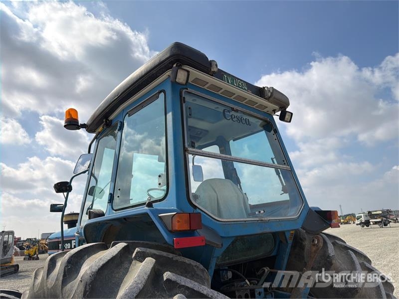 Ford TW 20 4WD Tractor Traktori