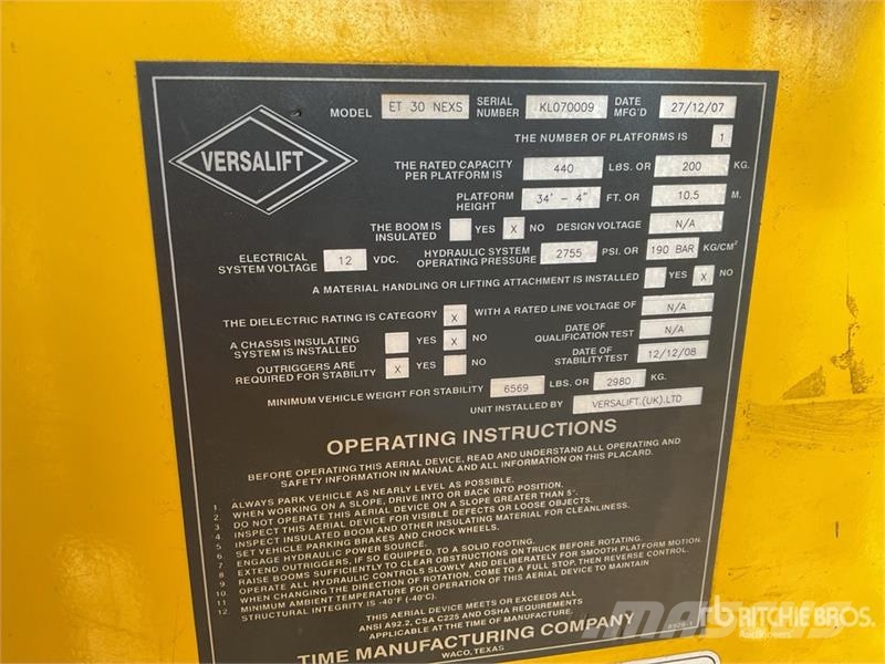 Ford Versalift ET 30 NEXS 200 kg on  Ford Transit 4x2 B Kamioni sa kranom