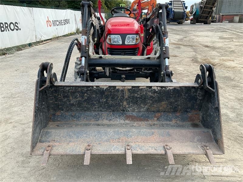 Foton Lovol Estate 300 4WD Tractor C/W Front Loader & Bu Traktorer