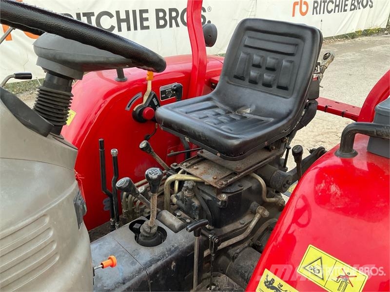 Foton Lovol Estate 300 4WD Tractor C/W Front Loader & Bu Traktorer